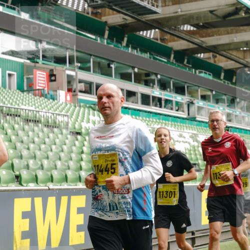 13.09.2026 - 21. swb-Marathon Bremen Michael Burmester http://msf.ph/oto/10470118 13.09.2026 10:36:25 Laufen im Stadion 10092, 10093, 10144, 10152, 10153, 10154, 10160, 10173, 10175, 10181, 10182, 10186, 10187, 10195, 10198, 10237, 10245, 10251, 10257, 10263, 10272, 10275, 10278, 10291, 10296, 10306, 10309, 10327, 10331, 10332, 10338, 10357, 10377, 10382, 10390, 10403, 10409, 10411, 10420, 10427, 10429, 10439, 10473, 10477, 10481, 10492, 10497, 10500, 10528, 10531, 10560, 10569, 10607, 10613, 10617, 10633, 10636, 10647, 10648, 10659, 10663, 10671, 10672, 10715 meine-sportfotos.de