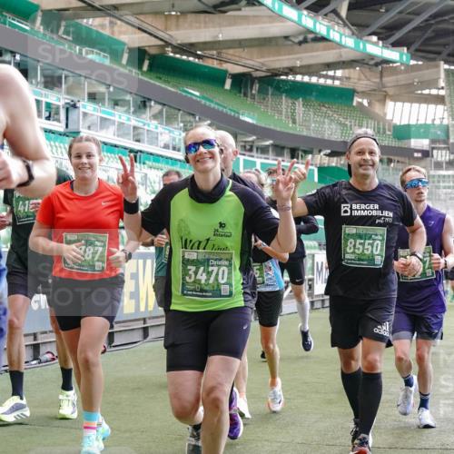 13.09.2026 - 21. swb-Marathon Bremen Michael Burmester http://msf.ph/oto/10470184 13.09.2026 13:14:14 Laufen im Stadion 183, 270, 278, 300, 349, 414, 460, 576, 600, 631, 695, 702, 768, 933, 950, 956, 1005, 1008, 1047, 1143, 1392, 1408, 1426, 1573, 1596, 1641, 1818, 1819, 1991, 2024, 2035, 2079, 2233, 2314, 2387, 2412, 2439, 2457, 2461, 2478, 2494, 2521, 2540, 2564, 2612, 2665, 2684, 2690, 2691, 2693, 2737, 2773, 2792, 2816, 2829, 2838, 2861, 2865, 2884, 2887, 2921, 2972, 2978, 3016, 3111, 3209, 3253, 3277, 3293, 3304, 3313, 3355, 3378, 3405, 3428, 3653, 3661, 3680, 4034, 4080, 4306, 703 meine-sportfotos.de