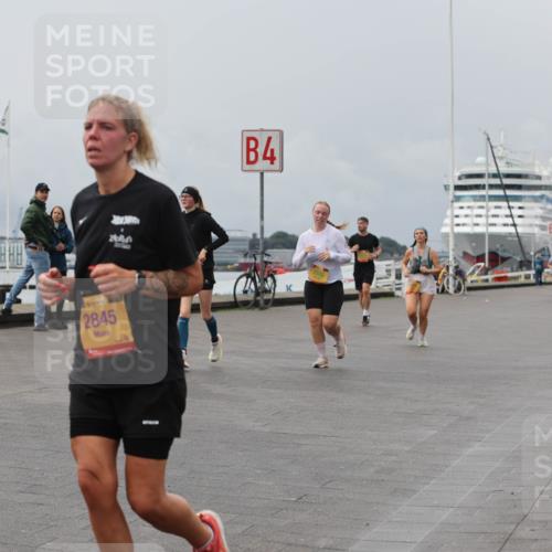 13.09.2026 - Kiel Lauf Andreas Tolksdorf http://msf.ph/oto/10470225 13.09.2026 12:10:08 Kiellinie 1, 39, 2845, 4, 3 meine-sportfotos.de
