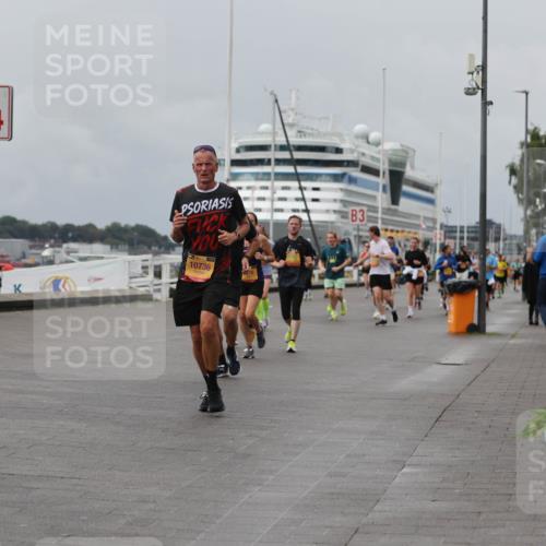 13.09.2026 - Kiel Lauf Andreas Tolksdorf http://msf.ph/oto/10470340 13.09.2026 12:10:15 Kiellinie 4, 39, 10736, 76, 3 meine-sportfotos.de