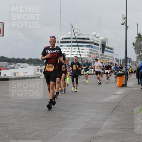 13.09.2026 - Kiel Lauf Andreas Tolksdorf http://msf.ph/oto/10470346 13.09.2026 12:10:16 Kiellinie 4, 39, 10736, 3 meine-sportfotos.de