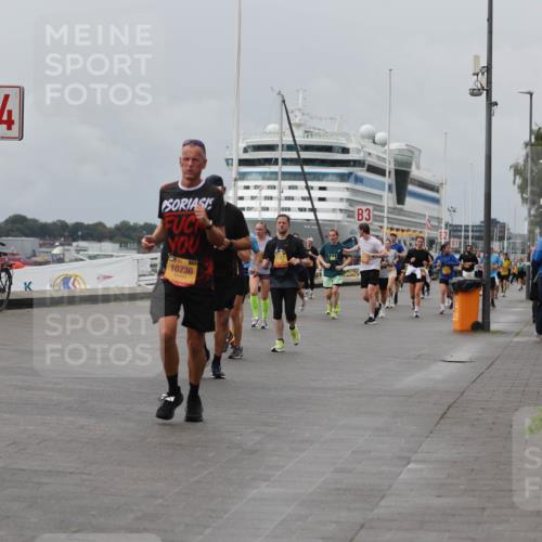 13.09.2026 - Kiel Lauf Andreas Tolksdorf http://msf.ph/oto/10470354 13.09.2026 12:10:16 Kiellinie 4, 321, 10736, 3, 100 meine-sportfotos.de