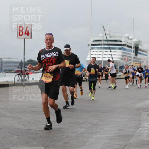 13.09.2026 - Kiel Lauf Andreas Tolksdorf http://msf.ph/oto/10470367 13.09.2026 12:10:17 Kiellinie 4, 39, 10736, 138, 3 meine-sportfotos.de
