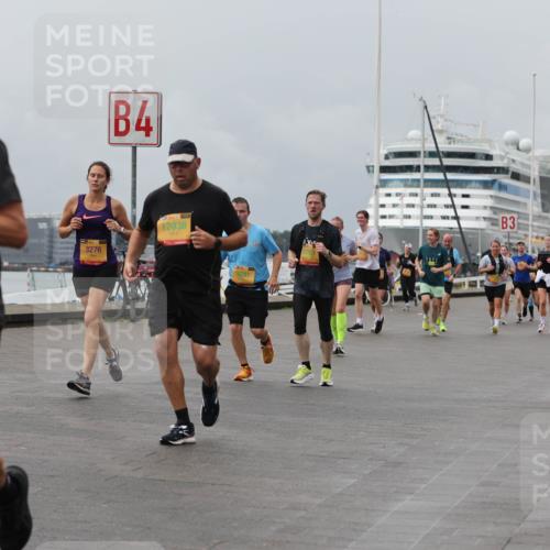 13.09.2026 - Kiel Lauf Andreas Tolksdorf http://msf.ph/oto/10470391 13.09.2026 12:10:18 Kiellinie 4, 10736, 3276, 12038, 9241, 3 meine-sportfotos.de