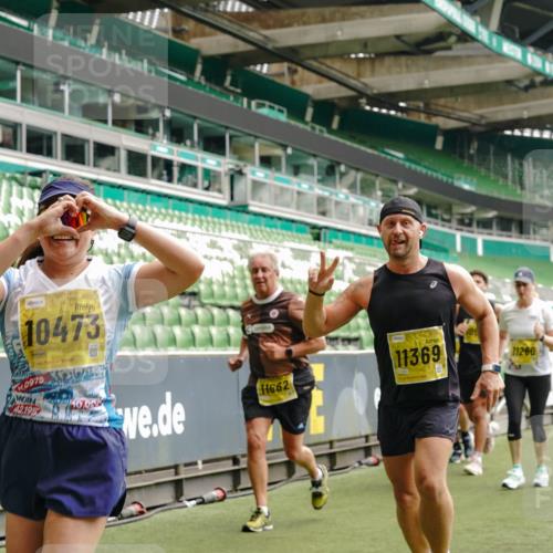 13.09.2026 - 21. swb-Marathon Bremen Michael Burmester http://msf.ph/oto/10470399 13.09.2026 10:36:30 Laufen im Stadion 10092, 10093, 10144, 10152, 10153, 10154, 10160, 10173, 10175, 10181, 10182, 10186, 10187, 10195, 10198, 10237, 10245, 10251, 10257, 10263, 10272, 10275, 10278, 10291, 10296, 10306, 10309, 10327, 10331, 10332, 10338, 10357, 10377, 10382, 10390, 10403, 10409, 10411, 10420, 10427, 10429, 10439, 10444, 10473, 10477, 10481, 10492, 10497, 10500, 10516, 10528, 10531, 10560, 10569, 10607, 10613, 10617, 10633, 10636, 10647, 10648, 10659, 10663, 10671, 10672, 10715 meine-sportfotos.de