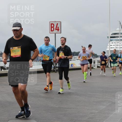 13.09.2026 - Kiel Lauf Andreas Tolksdorf http://msf.ph/oto/10470416 13.09.2026 12:10:20 Kiellinie 39, 3276, 1, 39, 12038, 4, 187, 3 meine-sportfotos.de
