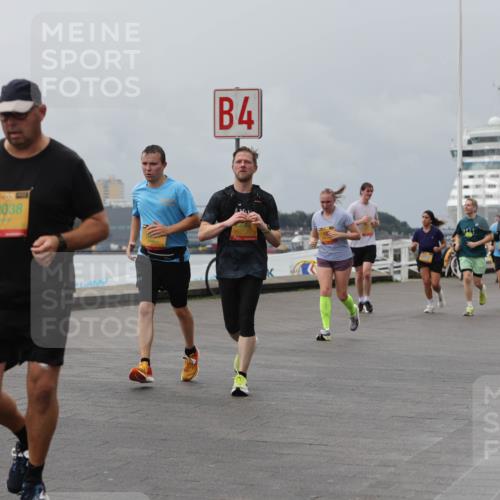 13.09.2026 - Kiel Lauf Andreas Tolksdorf http://msf.ph/oto/10470428 13.09.2026 12:10:20 Kiellinie 38, 3276, 12038, 4, 3 meine-sportfotos.de