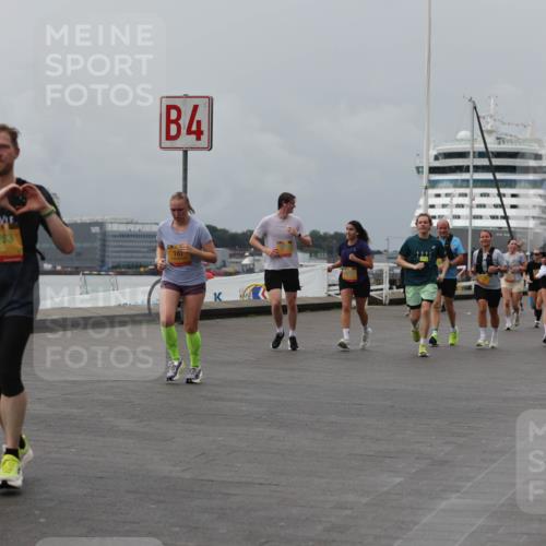 13.09.2026 - Kiel Lauf Andreas Tolksdorf http://msf.ph/oto/10470452 13.09.2026 12:10:21 Kiellinie 1, 2283, 4, 187 meine-sportfotos.de