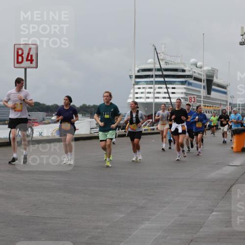 13.09.2026 - Kiel Lauf Andreas Tolksdorf http://msf.ph/oto/10470492 13.09.2026 12:10:23 Kiellinie 4, 3 meine-sportfotos.de