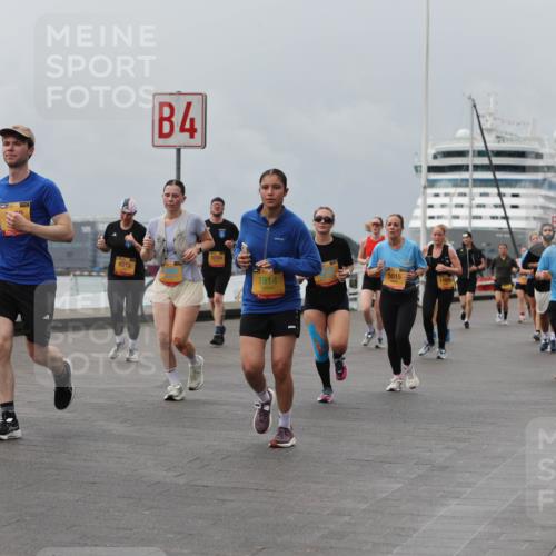 13.09.2026 - Kiel Lauf Andreas Tolksdorf http://msf.ph/oto/10470561 13.09.2026 12:10:31 Kiellinie 1, 4, 6218, 10355, 1914, 5015, 83 meine-sportfotos.de