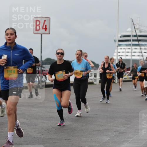 13.09.2026 - Kiel Lauf Andreas Tolksdorf http://msf.ph/oto/10470585 13.09.2026 12:10:32 Kiellinie 1, 38, 1914, 4, 10355, 38, 5015 meine-sportfotos.de
