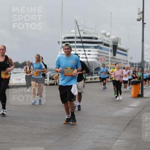 13.09.2026 - Kiel Lauf Andreas Tolksdorf http://msf.ph/oto/10470616 13.09.2026 12:10:35 Kiellinie 4, 3045, 3172, 11665, 3486, 3 meine-sportfotos.de