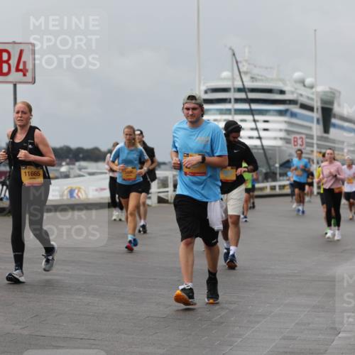 13.09.2026 - Kiel Lauf Andreas Tolksdorf http://msf.ph/oto/10470637 13.09.2026 12:10:35 Kiellinie 3045, 4, 11665, 3486, 3 meine-sportfotos.de