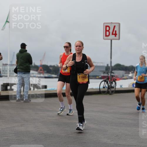 13.09.2026 - Kiel Lauf Andreas Tolksdorf http://msf.ph/oto/10470647 13.09.2026 12:10:36 Kiellinie 10355, 4, 11665, 3486, 38 meine-sportfotos.de