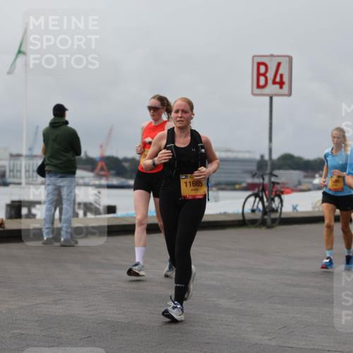 13.09.2026 - Kiel Lauf Andreas Tolksdorf http://msf.ph/oto/10470649 13.09.2026 12:10:36 Kiellinie 10355, 11665, 4, 3172 meine-sportfotos.de