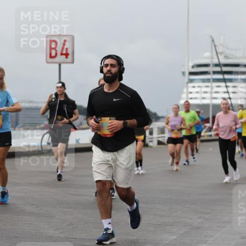 13.09.2026 - Kiel Lauf Andreas Tolksdorf http://msf.ph/oto/10470669 13.09.2026 12:10:38 Kiellinie 4, 3486, 38 meine-sportfotos.de