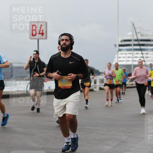 13.09.2026 - Kiel Lauf Andreas Tolksdorf http://msf.ph/oto/10470672 13.09.2026 12:10:38 Kiellinie 3486, 4 meine-sportfotos.de