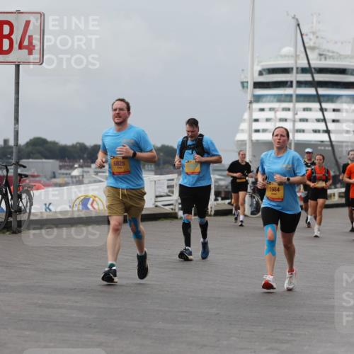 13.09.2026 - Kiel Lauf Andreas Tolksdorf http://msf.ph/oto/10470754 13.09.2026 12:11:11 Kiellinie 4, 6828, 415, 1984, 3 meine-sportfotos.de