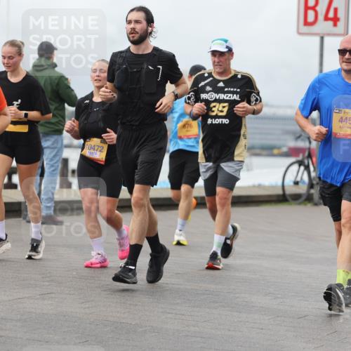 13.09.2026 - Kiel Lauf Andreas Tolksdorf http://msf.ph/oto/10470808 13.09.2026 12:11:24 Kiellinie 10472, 10472, 39, 4, 4454 meine-sportfotos.de
