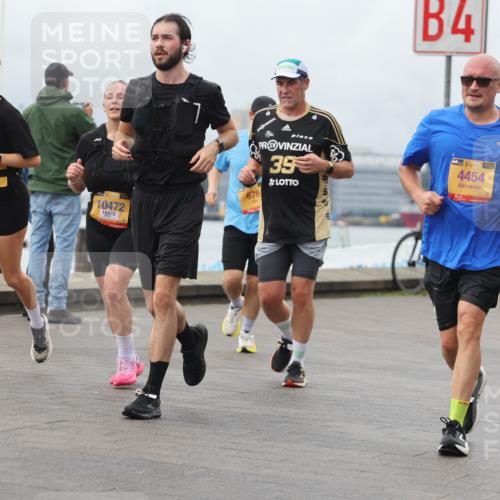 13.09.2026 - Kiel Lauf Andreas Tolksdorf http://msf.ph/oto/10470812 13.09.2026 12:11:24 Kiellinie 4, 38, 10472, 10472, 39, 676, 4, 4454, 254 meine-sportfotos.de