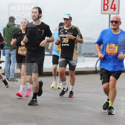 13.09.2026 - Kiel Lauf Andreas Tolksdorf http://msf.ph/oto/10470813 13.09.2026 12:11:24 Kiellinie 1, 38, 10472, 10472, 39, 4, 48, 4454 meine-sportfotos.de