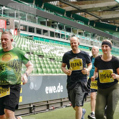 13.09.2026 - 21. swb-Marathon Bremen Michael Burmester http://msf.ph/oto/10470918 13.09.2026 10:36:42 Laufen im Stadion 10092, 10150, 10152, 10153, 10154, 10160, 10173, 10175, 10181, 10182, 10186, 10187, 10195, 10198, 10237, 10245, 10251, 10257, 10263, 10272, 10275, 10278, 10291, 10296, 10306, 10309, 10315, 10327, 10331, 10332, 10338, 10357, 10377, 10382, 10390, 10403, 10409, 10411, 10420, 10429, 10439, 10444, 10473, 10477, 10481, 10492, 10497, 10500, 10516, 10531, 10560, 10569, 10598, 10607, 10613, 10617, 10633, 10636, 10647, 10648, 10659, 10663, 10671, 10672, 10674 meine-sportfotos.de