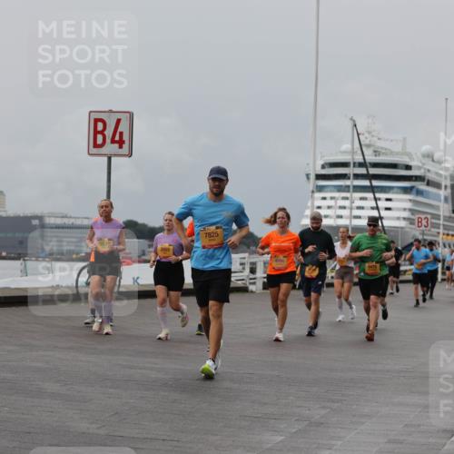 13.09.2026 - Kiel Lauf Andreas Tolksdorf http://msf.ph/oto/10470925 13.09.2026 12:11:41 Kiellinie 4, 3955, 7825, 4996, 6478, 3 meine-sportfotos.de