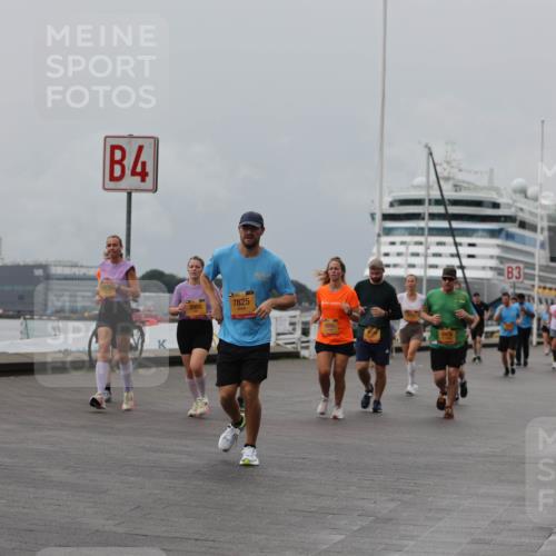 13.09.2026 - Kiel Lauf Andreas Tolksdorf http://msf.ph/oto/10470933 13.09.2026 12:11:41 Kiellinie 4, 3955, 37, 7825, 4996, 6478, 3 meine-sportfotos.de
