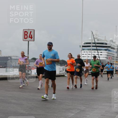 13.09.2026 - Kiel Lauf Andreas Tolksdorf http://msf.ph/oto/10470937 13.09.2026 12:11:41 Kiellinie 4, 3955, 4996, 6478, 3 meine-sportfotos.de