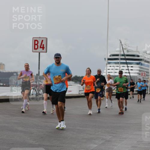 13.09.2026 - Kiel Lauf Andreas Tolksdorf http://msf.ph/oto/10470951 13.09.2026 12:11:41 Kiellinie 4, 7825, 4996, 6478, 3 meine-sportfotos.de