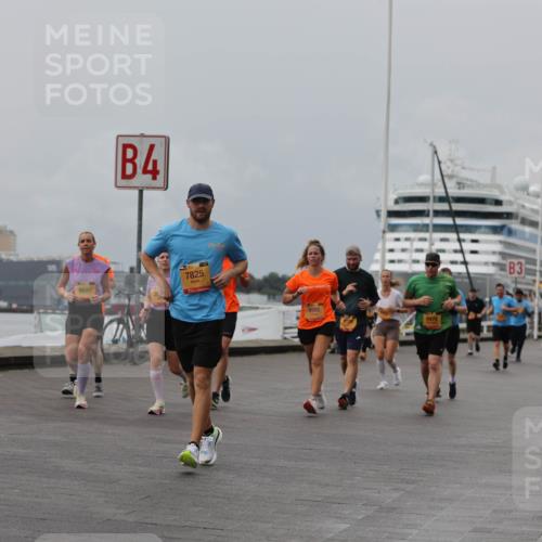 13.09.2026 - Kiel Lauf Andreas Tolksdorf http://msf.ph/oto/10470955 13.09.2026 12:11:41 Kiellinie 1, 4, 7825, 4996, 6478, 3 meine-sportfotos.de