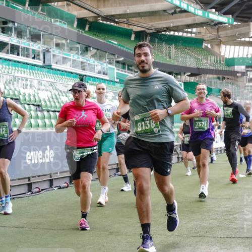 13.09.2026 - 21. swb-Marathon Bremen Michael Burmester http://msf.ph/oto/10470956 13.09.2026 13:14:28 Laufen im Stadion 266, 270, 278, 300, 349, 414, 460, 576, 600, 631, 702, 768, 950, 956, 1005, 1008, 1047, 1143, 1392, 1408, 1426, 1573, 1596, 1641, 1818, 1819, 1991, 2024, 2035, 2079, 2233, 2235, 2314, 2359, 2387, 2412, 2439, 2457, 2466, 2484, 2494, 2521, 2540, 2564, 2612, 2665, 2690, 2691, 2693, 2737, 2773, 2816, 2829, 2838, 2861, 2865, 2884, 2887, 2921, 2958, 2972, 2978, 3016, 3111, 3209, 3253, 3277, 3304, 3313, 3355, 3378, 3405, 3428, 3653, 3661, 3670, 3680, 4034, 4080, 4306, 703 meine-sportfotos.de