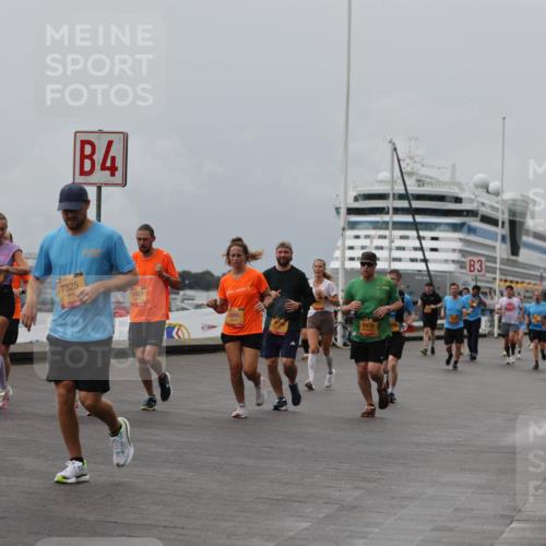 13.09.2026 - Kiel Lauf Andreas Tolksdorf http://msf.ph/oto/10470962 13.09.2026 12:11:42 Kiellinie 4, 7825, 1457, 4996, 6478, 3 meine-sportfotos.de