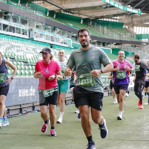 13.09.2026 - 21. swb-Marathon Bremen Michael Burmester http://msf.ph/oto/10470967 13.09.2026 13:14:28 Laufen im Stadion 266, 270, 278, 300, 349, 414, 460, 576, 600, 631, 702, 768, 950, 956, 1005, 1008, 1047, 1143, 1392, 1408, 1426, 1573, 1596, 1641, 1818, 1819, 1991, 2024, 2035, 2079, 2233, 2235, 2314, 2359, 2387, 2412, 2439, 2457, 2466, 2484, 2494, 2521, 2540, 2564, 2612, 2665, 2690, 2691, 2693, 2737, 2773, 2816, 2829, 2838, 2861, 2865, 2884, 2887, 2921, 2958, 2972, 2978, 3016, 3111, 3209, 3253, 3277, 3304, 3313, 3355, 3378, 3405, 3428, 3653, 3661, 3670, 3680, 4034, 4080, 4306, 703 meine-sportfotos.de
