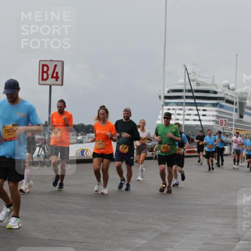 13.09.2026 - Kiel Lauf Andreas Tolksdorf http://msf.ph/oto/10470971 13.09.2026 12:11:42 Kiellinie 7825, 4, 1457, 4996, 6478, 3 meine-sportfotos.de