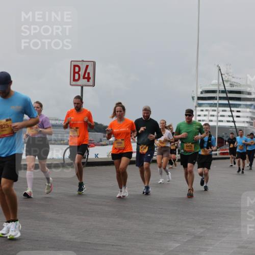 13.09.2026 - Kiel Lauf Andreas Tolksdorf http://msf.ph/oto/10470982 13.09.2026 12:11:43 Kiellinie 4, 7825, 1457, 4996, 8397, 6478, 3079, 3 meine-sportfotos.de