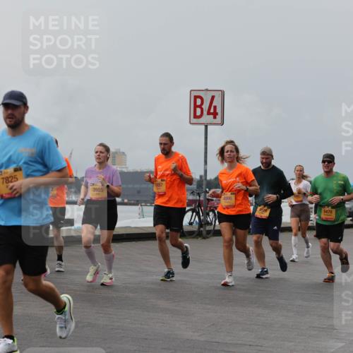 13.09.2026 - Kiel Lauf Andreas Tolksdorf http://msf.ph/oto/10470988 13.09.2026 12:11:43 Kiellinie 7825, 3955, 1457, 4, 4996, 3019, 6478 meine-sportfotos.de