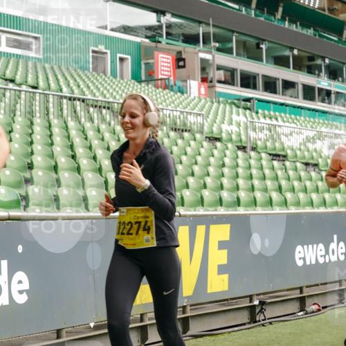 13.09.2026 - 21. swb-Marathon Bremen Michael Burmester http://msf.ph/oto/10471045 13.09.2026 10:36:45 Laufen im Stadion 10092, 10150, 10152, 10153, 10154, 10160, 10173, 10175, 10181, 10182, 10186, 10187, 10195, 10198, 10237, 10245, 10251, 10257, 10263, 10272, 10275, 10278, 10291, 10296, 10306, 10309, 10315, 10327, 10331, 10332, 10338, 10357, 10377, 10382, 10390, 10403, 10409, 10411, 10420, 10429, 10439, 10444, 10473, 10477, 10481, 10492, 10497, 10500, 10516, 10531, 10560, 10569, 10598, 10607, 10613, 10617, 10633, 10636, 10647, 10648, 10659, 10663, 10671, 10672, 10674 meine-sportfotos.de