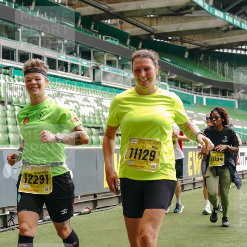 13.09.2026 - 21. swb-Marathon Bremen Michael Burmester http://msf.ph/oto/10471124 13.09.2026 10:36:47 Laufen im Stadion 10092, 10150, 10152, 10153, 10154, 10160, 10173, 10175, 10181, 10182, 10186, 10187, 10195, 10198, 10237, 10245, 10251, 10257, 10263, 10272, 10275, 10278, 10291, 10296, 10306, 10309, 10315, 10327, 10331, 10332, 10338, 10357, 10382, 10390, 10403, 10409, 10411, 10420, 10429, 10439, 10444, 10473, 10477, 10481, 10492, 10497, 10500, 10516, 10531, 10560, 10569, 10598, 10607, 10613, 10617, 10633, 10636, 10647, 10648, 10659, 10663, 10671, 10672, 10674 meine-sportfotos.de