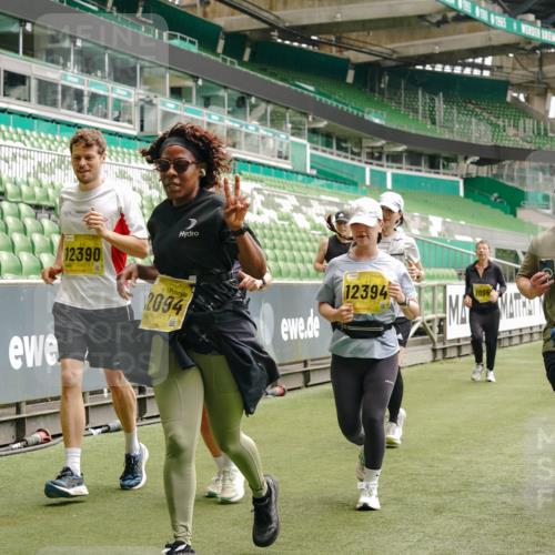 13.09.2026 - 21. swb-Marathon Bremen Michael Burmester http://msf.ph/oto/10471219 13.09.2026 10:36:49 Laufen im Stadion 10092, 10150, 10152, 10153, 10154, 10160, 10173, 10175, 10181, 10182, 10186, 10187, 10195, 10198, 10237, 10251, 10257, 10263, 10272, 10273, 10274, 10275, 10278, 10291, 10296, 10306, 10309, 10315, 10327, 10331, 10332, 10338, 10357, 10382, 10390, 10403, 10409, 10411, 10420, 10429, 10439, 10444, 10473, 10477, 10481, 10492, 10497, 10500, 10516, 10531, 10560, 10569, 10598, 10607, 10613, 10617, 10633, 10636, 10647, 10648, 10659, 10663, 10671, 10672, 10674 meine-sportfotos.de