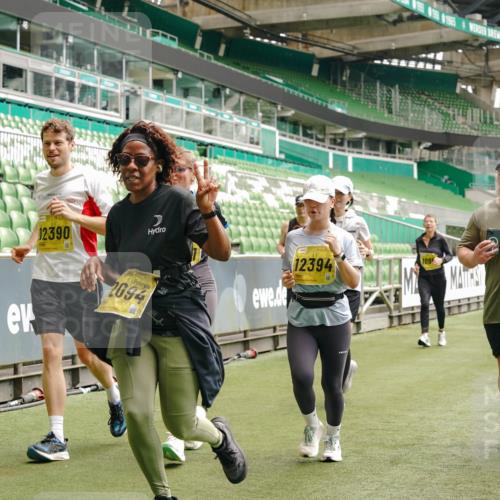 13.09.2026 - 21. swb-Marathon Bremen Michael Burmester http://msf.ph/oto/10471230 13.09.2026 10:36:49 Laufen im Stadion 10092, 10150, 10152, 10153, 10154, 10160, 10173, 10175, 10181, 10182, 10186, 10187, 10195, 10198, 10237, 10251, 10257, 10263, 10272, 10273, 10274, 10275, 10278, 10291, 10296, 10306, 10309, 10315, 10327, 10331, 10332, 10338, 10357, 10382, 10390, 10403, 10409, 10411, 10420, 10429, 10439, 10444, 10473, 10477, 10481, 10492, 10497, 10500, 10516, 10531, 10560, 10569, 10598, 10607, 10613, 10617, 10633, 10636, 10647, 10648, 10659, 10663, 10671, 10672, 10674 meine-sportfotos.de