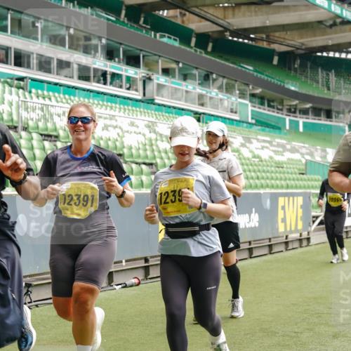 13.09.2026 - 21. swb-Marathon Bremen Michael Burmester http://msf.ph/oto/10471271 13.09.2026 10:36:50 Laufen im Stadion 10092, 10150, 10152, 10153, 10154, 10160, 10173, 10181, 10182, 10186, 10187, 10195, 10198, 10237, 10251, 10257, 10263, 10272, 10273, 10274, 10275, 10278, 10291, 10296, 10306, 10309, 10315, 10327, 10331, 10332, 10338, 10357, 10382, 10390, 10403, 10409, 10411, 10420, 10429, 10439, 10444, 10473, 10477, 10481, 10497, 10500, 10516, 10531, 10560, 10569, 10598, 10607, 10613, 10617, 10633, 10636, 10647, 10648, 10659, 10663, 10671, 10672, 10674 meine-sportfotos.de