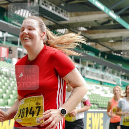 13.09.2026 - 21. swb-Marathon Bremen Michael Burmester http://msf.ph/oto/10471462 13.09.2026 10:36:58 Laufen im Stadion 10090, 10091, 10092, 10150, 10152, 10153, 10154, 10160, 10182, 10186, 10187, 10195, 10198, 10237, 10251, 10257, 10263, 10272, 10273, 10274, 10275, 10278, 10283, 10291, 10296, 10306, 10315, 10323, 10327, 10331, 10332, 10338, 10357, 10382, 10390, 10403, 10409, 10411, 10420, 10429, 10439, 10444, 10473, 10477, 10481, 10497, 10500, 10516, 10531, 10560, 10569, 10598, 10607, 10613, 10617, 10633, 10647, 10648, 10659, 10663, 10671, 10672, 10674 meine-sportfotos.de