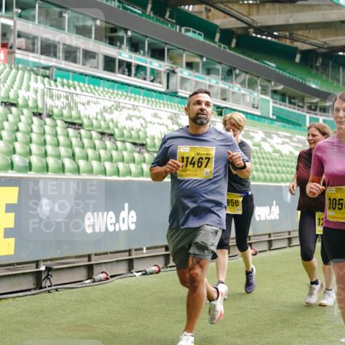 13.09.2026 - 21. swb-Marathon Bremen Michael Burmester http://msf.ph/oto/10471534 13.09.2026 10:37:00 Laufen im Stadion 10090, 10091, 10092, 10150, 10152, 10153, 10154, 10160, 10182, 10186, 10187, 10195, 10198, 10237, 10251, 10257, 10263, 10272, 10273, 10274, 10275, 10278, 10283, 10291, 10296, 10306, 10315, 10323, 10327, 10331, 10332, 10338, 10357, 10382, 10390, 10403, 10409, 10411, 10420, 10429, 10439, 10444, 10473, 10477, 10481, 10488, 10497, 10500, 10516, 10531, 10560, 10569, 10598, 10607, 10613, 10617, 10633, 10647, 10648, 10659, 10663, 10671, 10672, 10674 meine-sportfotos.de