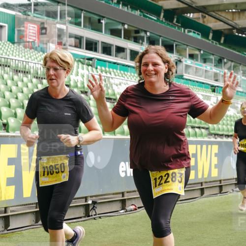 13.09.2026 - 21. swb-Marathon Bremen Michael Burmester http://msf.ph/oto/10471612 13.09.2026 10:37:02 Laufen im Stadion 10090, 10091, 10092, 10150, 10152, 10153, 10154, 10160, 10182, 10186, 10187, 10195, 10198, 10237, 10251, 10257, 10263, 10272, 10273, 10274, 10275, 10278, 10283, 10291, 10296, 10306, 10315, 10323, 10327, 10331, 10332, 10338, 10357, 10382, 10390, 10403, 10409, 10411, 10420, 10429, 10439, 10444, 10473, 10477, 10481, 10488, 10497, 10500, 10516, 10531, 10560, 10569, 10598, 10607, 10613, 10617, 10633, 10647, 10648, 10659, 10663, 10671, 10672, 10674 meine-sportfotos.de