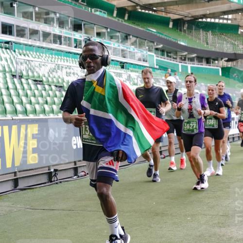 13.09.2026 - 21. swb-Marathon Bremen Michael Burmester http://msf.ph/oto/10471813 13.09.2026 13:14:52 Laufen im Stadion 263, 266, 300, 414, 460, 600, 631, 768, 956, 1008, 1047, 1392, 1408, 1573, 1596, 1818, 1819, 2024, 2035, 2079, 2233, 2235, 2314, 2359, 2385, 2386, 2387, 2412, 2457, 2466, 2484, 2494, 2521, 2540, 2564, 2667, 2690, 2691, 2693, 2737, 2760, 2783, 2829, 2838, 2859, 2861, 2865, 2874, 2887, 2958, 2972, 2978, 3075, 3111, 3157, 3165, 3185, 3209, 3265, 3304, 3355, 3378, 3405, 3428, 3653, 3661, 3670, 3680, 3829, 4034, 4080, 4306, 703 meine-sportfotos.de