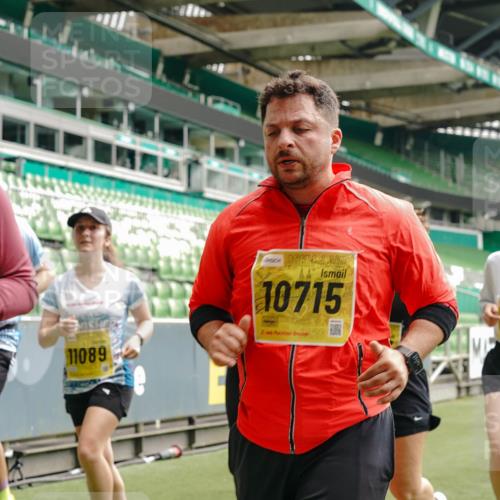 13.09.2026 - 21. swb-Marathon Bremen Michael Burmester http://msf.ph/oto/10472060 13.09.2026 10:37:13 Laufen im Stadion 10090, 10091, 10092, 10150, 10152, 10153, 10154, 10160, 10186, 10187, 10198, 10237, 10251, 10257, 10263, 10272, 10273, 10274, 10275, 10278, 10283, 10291, 10296, 10306, 10315, 10323, 10327, 10331, 10332, 10338, 10357, 10370, 10375, 10376, 10382, 10390, 10403, 10411, 10420, 10429, 10432, 10439, 10444, 10473, 10481, 10488, 10497, 10500, 10516, 10531, 10560, 10569, 10598, 10607, 10613, 10633, 10647, 10648, 10654, 10659, 10663, 10671, 10672, 10674 meine-sportfotos.de