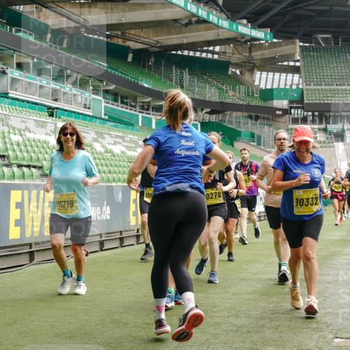 13.09.2026 - 21. swb-Marathon Bremen Michael Burmester http://msf.ph/oto/10472285 13.09.2026 10:37:21 Laufen im Stadion 10090, 10091, 10092, 10150, 10153, 10154, 10160, 10186, 10187, 10190, 10198, 10237, 10251, 10257, 10263, 10272, 10273, 10274, 10275, 10278, 10283, 10291, 10296, 10305, 10306, 10315, 10323, 10327, 10331, 10332, 10338, 10370, 10375, 10376, 10382, 10390, 10403, 10411, 10420, 10429, 10432, 10439, 10444, 10465, 10481, 10488, 10497, 10500, 10516, 10531, 10560, 10569, 10598, 10607, 10613, 10633, 10647, 10648, 10654, 10659, 10663, 10671, 10672, 10674, 10823 meine-sportfotos.de