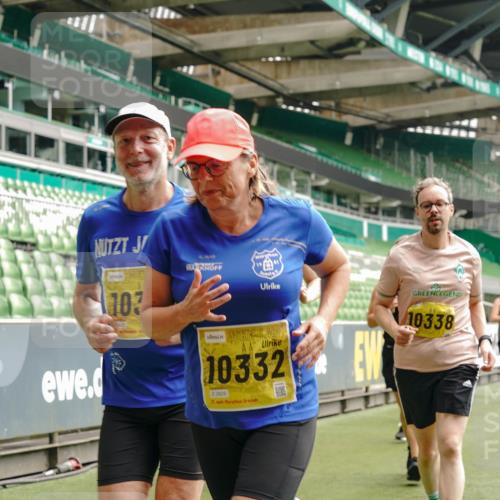 13.09.2026 - 21. swb-Marathon Bremen Michael Burmester http://msf.ph/oto/10472334 13.09.2026 10:37:24 Laufen im Stadion 10090, 10091, 10092, 10150, 10153, 10154, 10160, 10186, 10187, 10190, 10198, 10237, 10251, 10257, 10263, 10272, 10273, 10274, 10275, 10278, 10283, 10291, 10296, 10305, 10315, 10323, 10327, 10331, 10332, 10338, 10370, 10375, 10376, 10382, 10390, 10403, 10411, 10420, 10429, 10432, 10439, 10444, 10465, 10481, 10488, 10497, 10500, 10516, 10531, 10560, 10569, 10598, 10607, 10613, 10633, 10647, 10648, 10654, 10659, 10663, 10674, 10823 meine-sportfotos.de