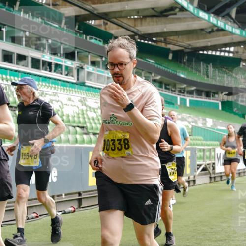 13.09.2026 - 21. swb-Marathon Bremen Michael Burmester http://msf.ph/oto/10472352 13.09.2026 10:37:25 Laufen im Stadion 10090, 10091, 10092, 10150, 10153, 10154, 10160, 10186, 10187, 10190, 10198, 10205, 10237, 10251, 10257, 10263, 10272, 10273, 10274, 10275, 10278, 10283, 10291, 10296, 10305, 10315, 10323, 10327, 10331, 10332, 10338, 10370, 10375, 10376, 10382, 10390, 10403, 10411, 10420, 10429, 10432, 10439, 10444, 10465, 10481, 10488, 10497, 10500, 10516, 10531, 10560, 10569, 10598, 10607, 10613, 10633, 10647, 10648, 10654, 10659, 10663, 10674, 10823 meine-sportfotos.de